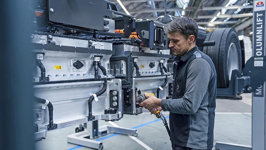 Daimler Truck объявил о сокращении пяти тысяч рабочих мест в Германии