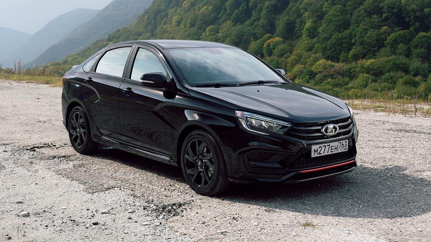 Россиянам полюбилась Lada Vesta с «автоматом»