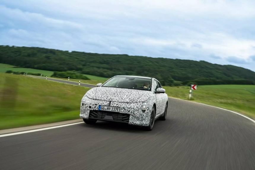 Впечаляющий результат: батарея Kia EV4 прошла уникальную проверку