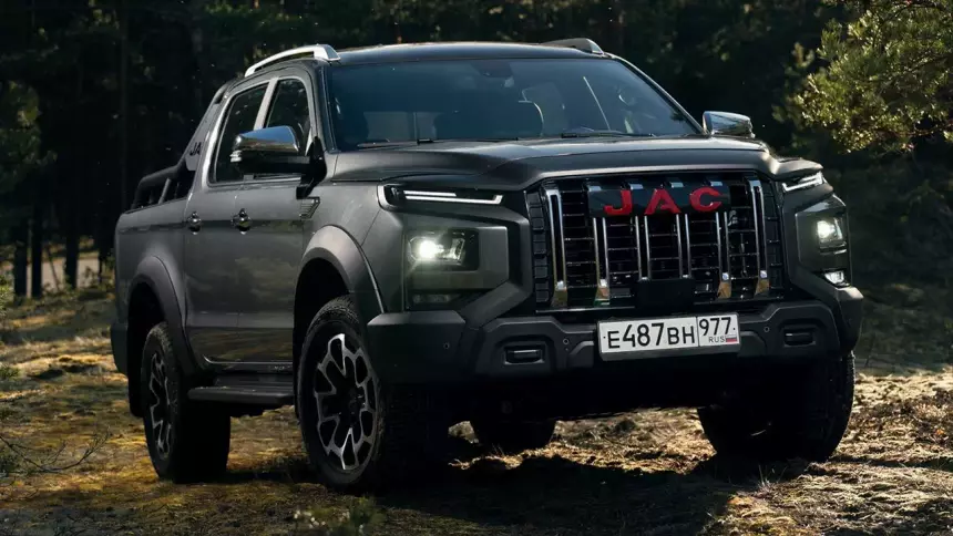 В&nbsp;августе JAC предложит россиянам дизельную версию пикапа JAC T9