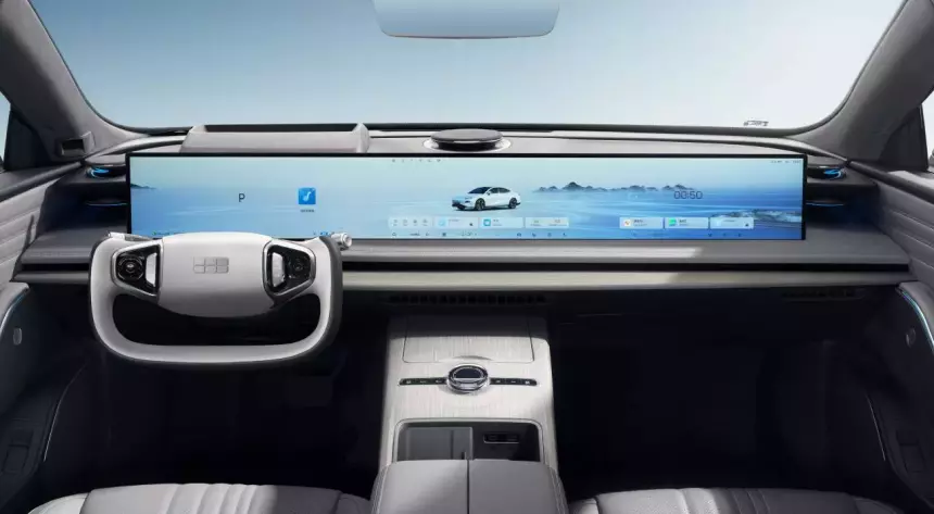 Белорусам предложили 5-метровый седан Geely по&nbsp;цене Lada Aura