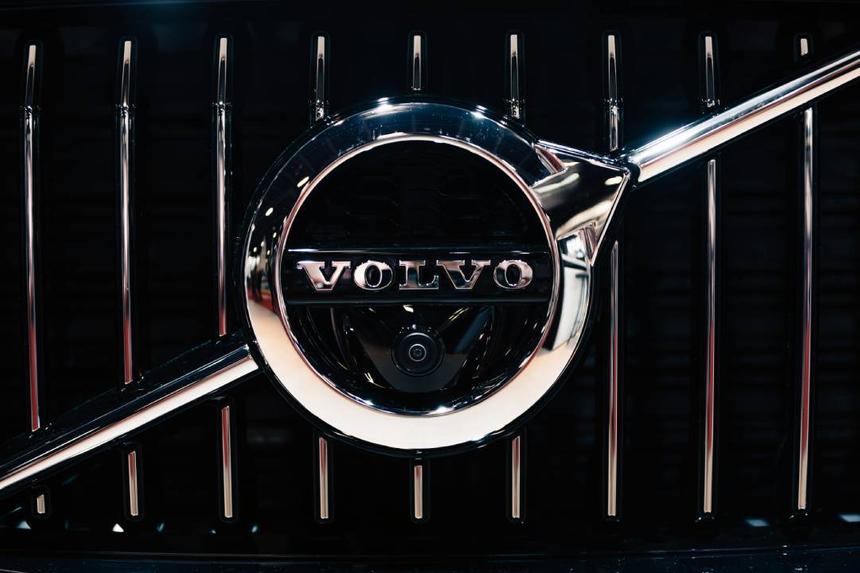 Тягач для сборной России стал причиной суда в ЕС с участием Volvo
