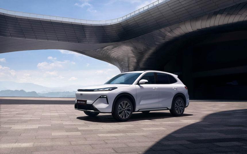 В&nbsp;российской гамме Geely появится новый кроссовер