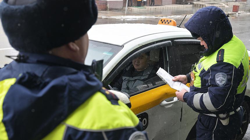 В Москве гаишники будут массово проверять каршеринг и такси