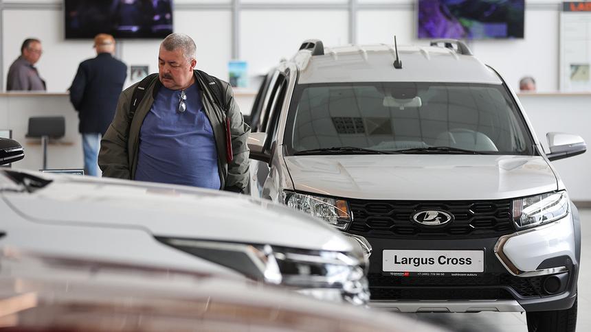 На АвтоВАЗе сообщили о влиянии утильсбора на Lada
