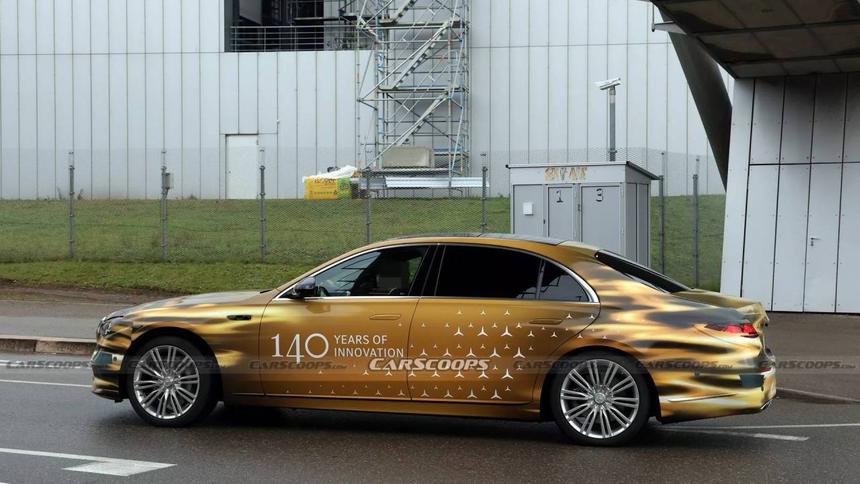Роскошный Mercedes S-класса готовит «новую внешность» для 2026 года