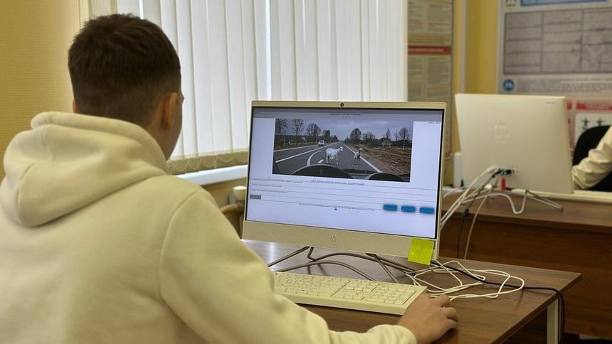 В России сдать экзамен на права станет сложнее