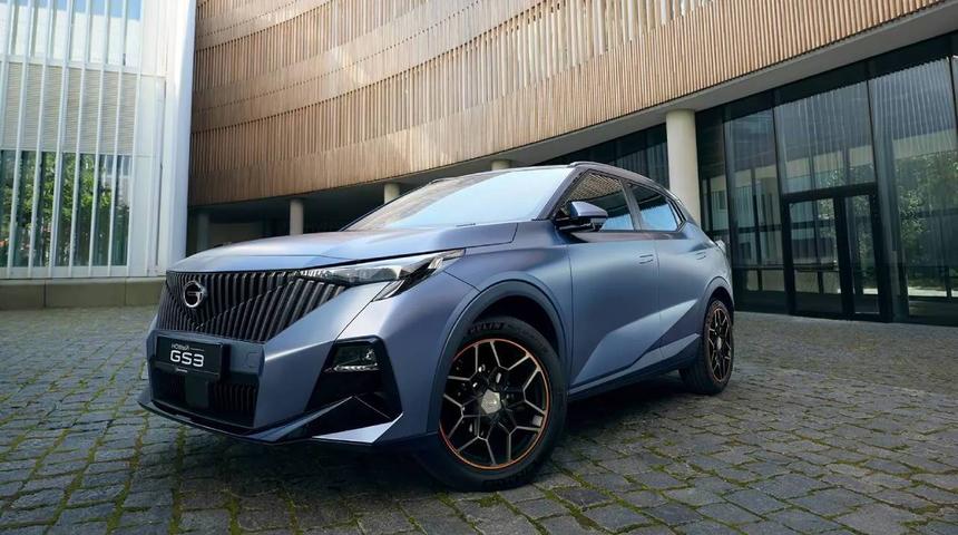 Названа причина ухода с российского авторынка GAC GS3 и FAW T77
