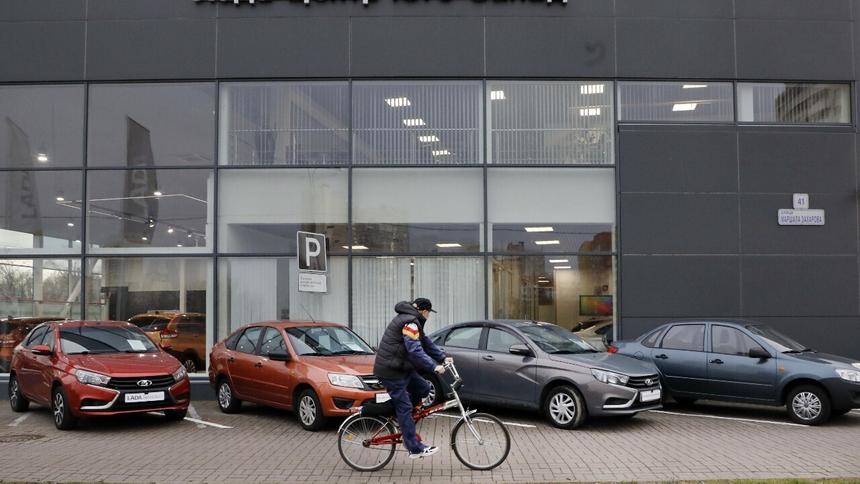 Льготные автокредиты предложили выдавать семейным россиянам