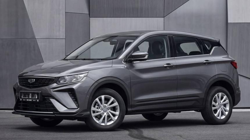 В Россию вернулся недорогой компакт-кросс Geely