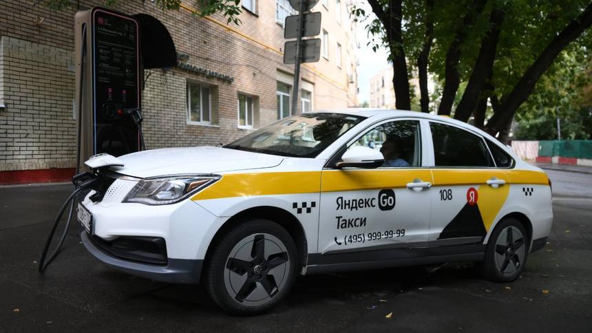 Электрокары захотели освободить от требований закона о локализации такси