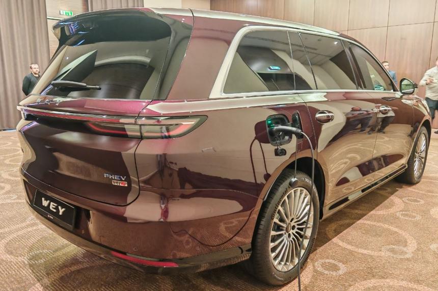 Great Wall назвал сроки официального старта продаж Wey V9X в России