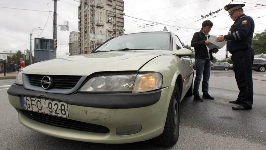 В России водителям-иностранцам не позволят нарушать правила движения